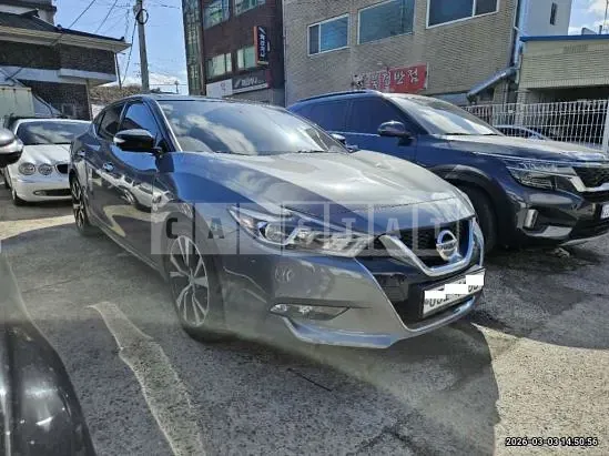Photo 2 of 9: 2018 Nissan Maxima, VIN 1N4AA6AP0JC408326 — Korean insurance auction