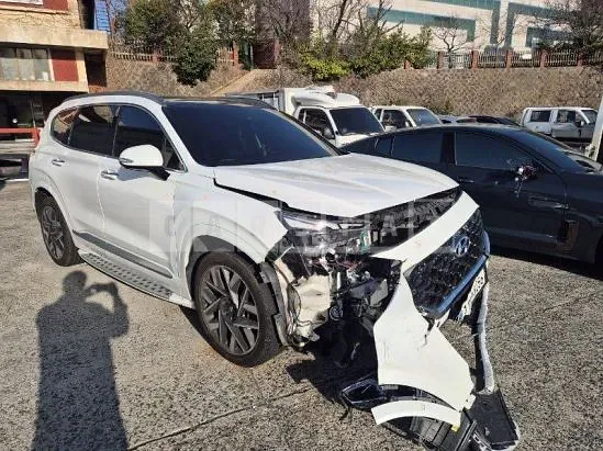 Photo 2 of 24: 2021 Hyundai Santa Fe — Korean insurance auction