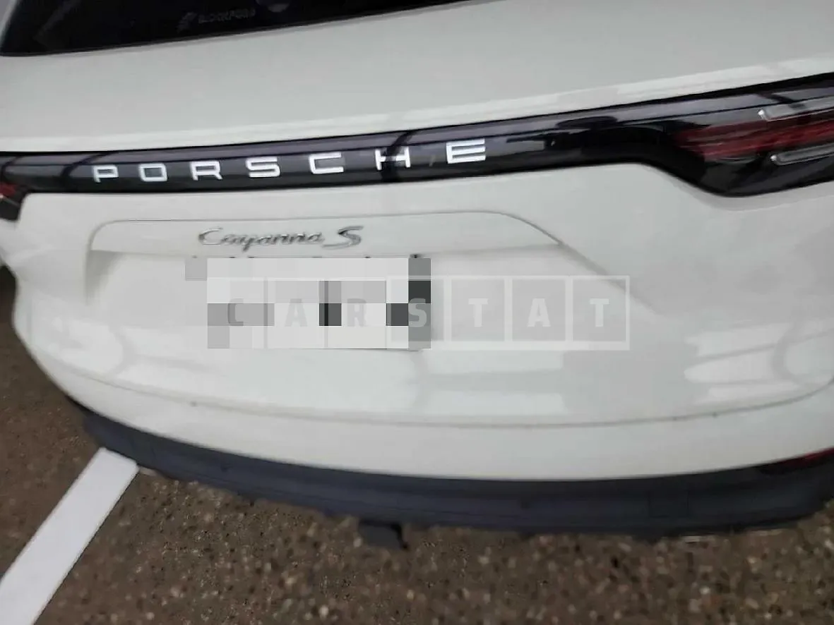 Photo 2 of 3: 2020 Porsche (parts) Cayenne Light — Korean insurance auction
