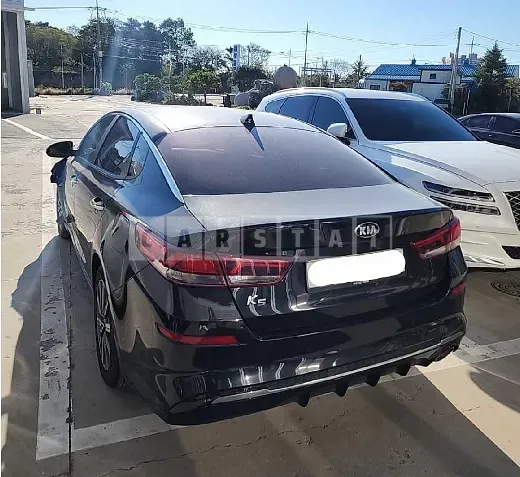 Photo 2 of 16: 2019 Kia K5, VIN KNAGT411BKA320729 — Korean insurance auction