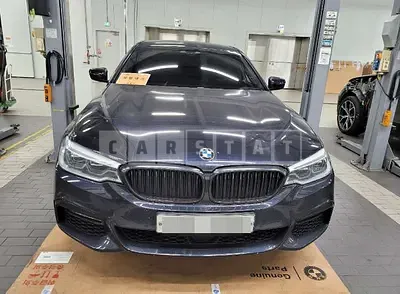 Photo 1 of 62: 2018 BMW 520d, VIN WBAJC3101JDA05875 — Korean insurance auction