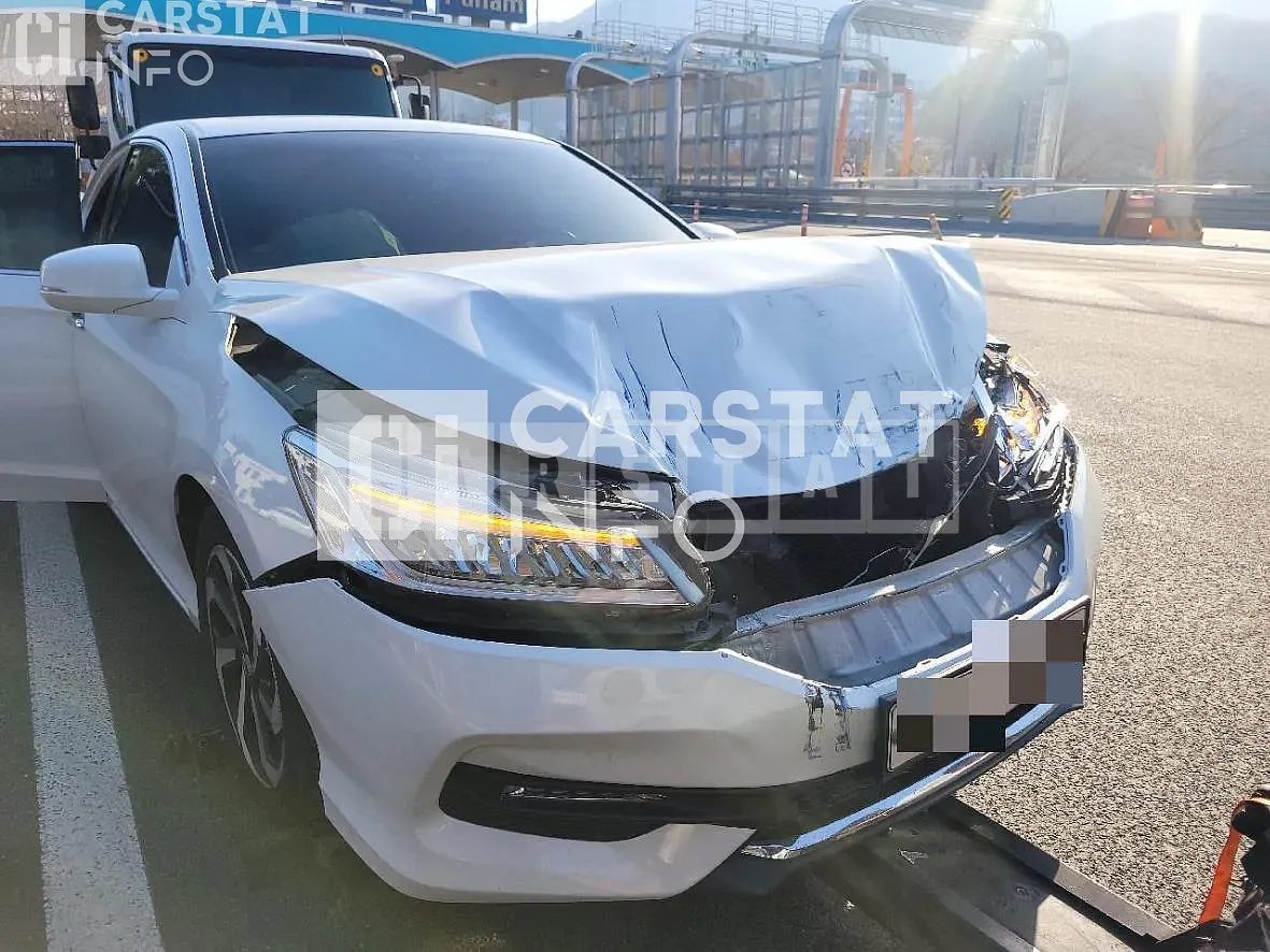Photo 3 of 3: 2017 Honda Accord 2.4, VIN 1HGCR2680HA514910 — Korean insurance auction
