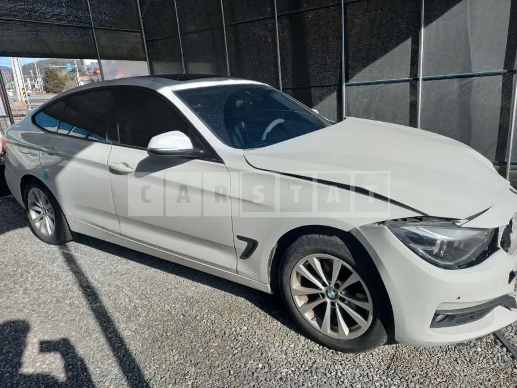 Photo 2 of 10: 2017 BMW 320d GT xDrive — Korean insurance auction