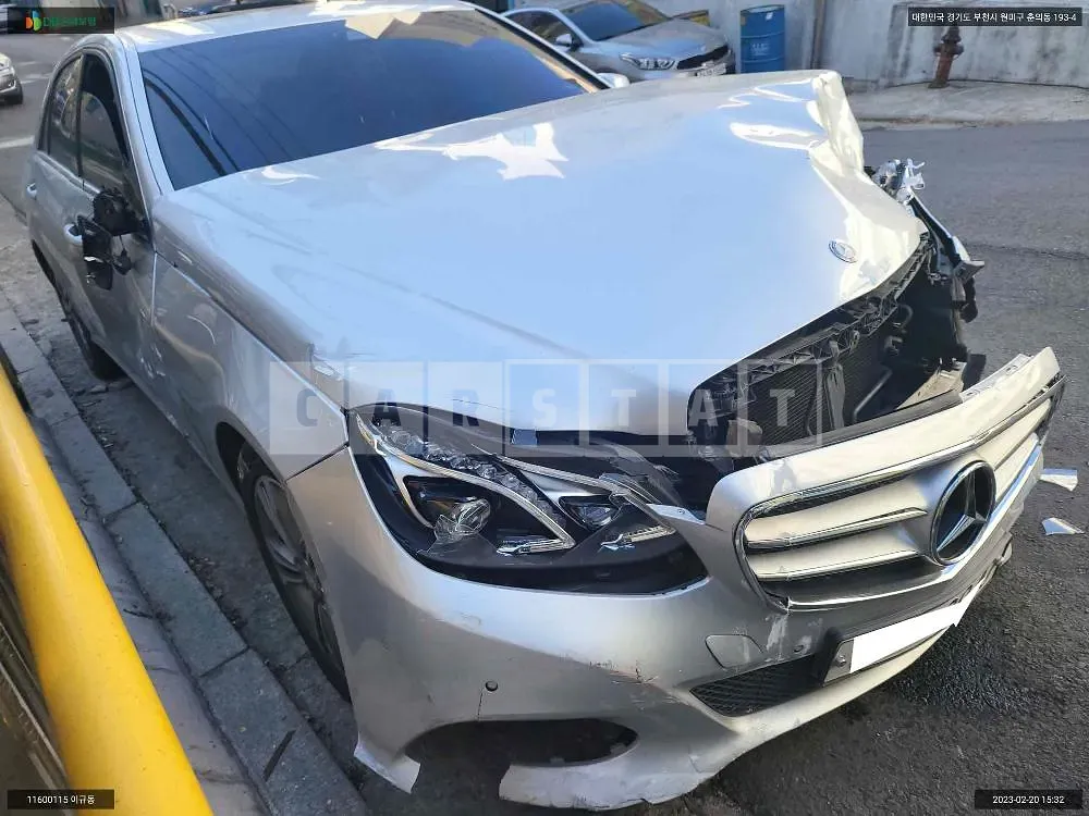 Photo 2 of 10: 2015 Mercedes-Benz E200, VIN WDDHF3EB1FB154619 — Korean insurance auction