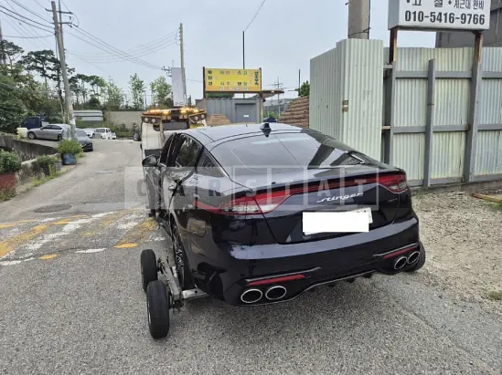 Photo 2 of 24: 2021 Kia Stinger — Korean insurance auction