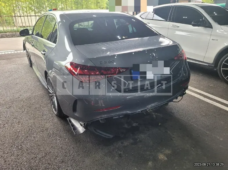 Photo 2 of 34: 2023 Mercedes-Benz C300 4Matic, VIN W1KAF4HB8PR145749 — Korean insurance auction