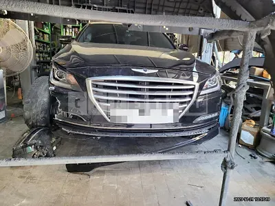 Photo 1 of 27: 2015 Genesis 3.3 — Korean insurance auction