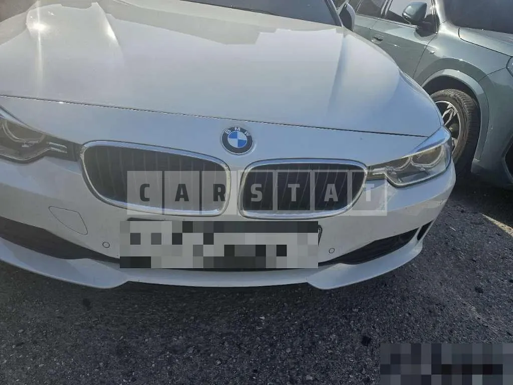 Photo 2 of 18: 2015 BMW 320d — Korean insurance auction