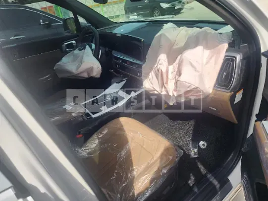 Photo 2 of 12: 2024 Kia Sorento — Korean insurance auction