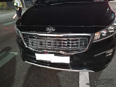 Photo 1 of 15: 2020 Kia Carnival — Korean insurance auction
