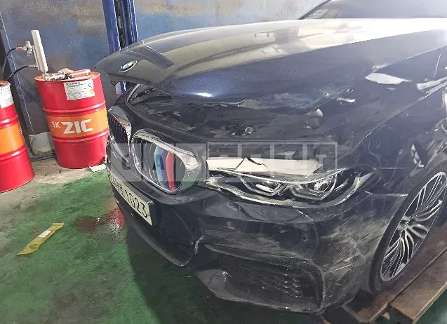 Photo 2 of 42: 2020 BMW 520d M Sport Package, VIN WBAJF3106LWW85350 — Korean insurance auction