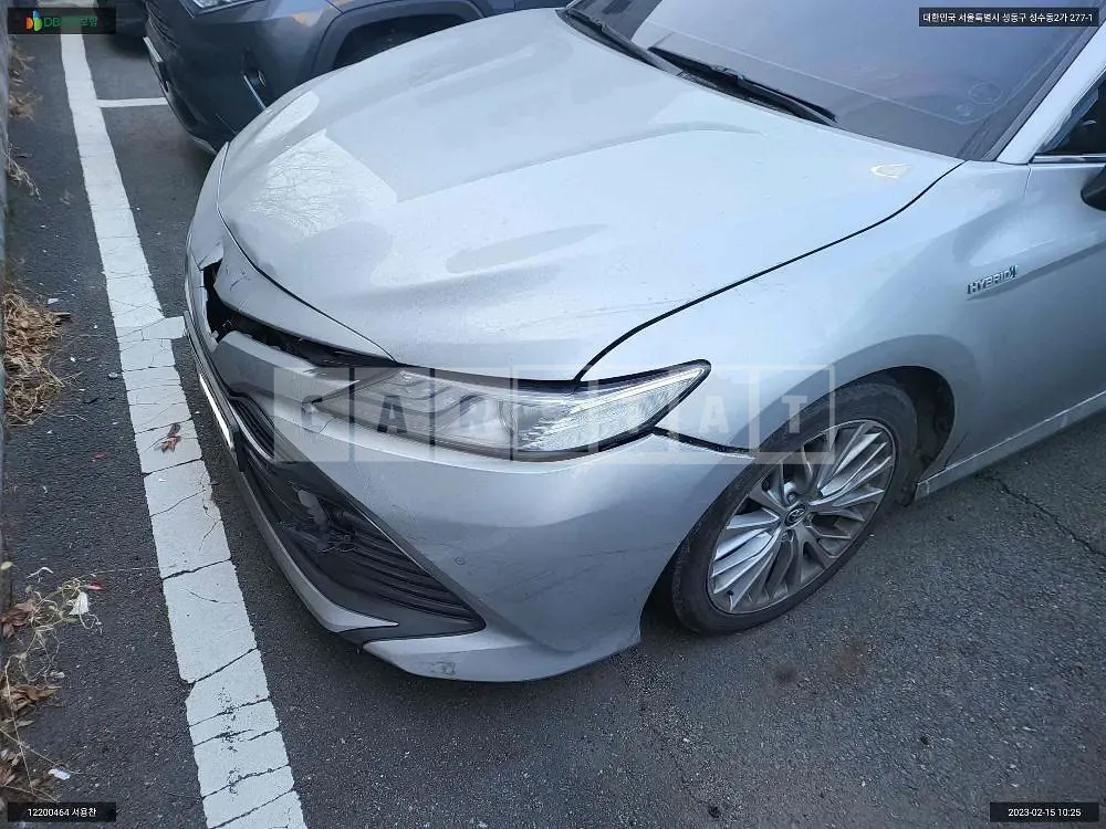 Photo 2 of 8: 2017 Toyota Camry, VIN JTNB21HK9J3000671 — Korean insurance auction