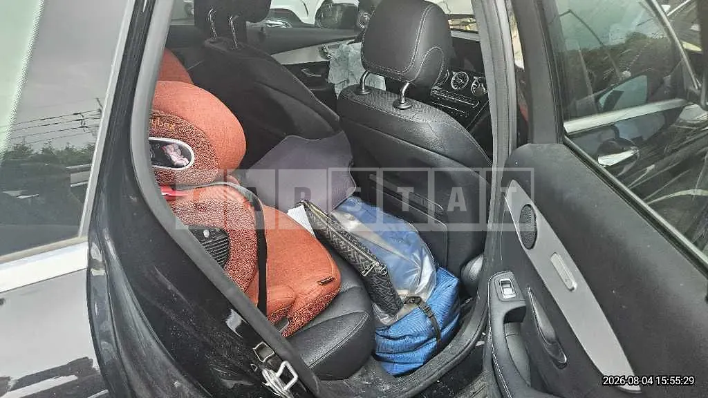 Photo 2 of 28: 2020 Mercedes-Benz GLC300 4Matic — Korean insurance auction