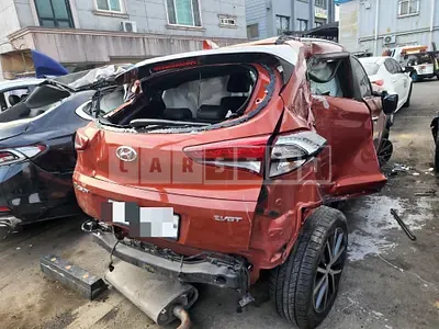 Photo 1 of 12: 2016 Hyundai Tucson 1.7, VIN KMHJ3815GHU298035 — Korean insurance auction