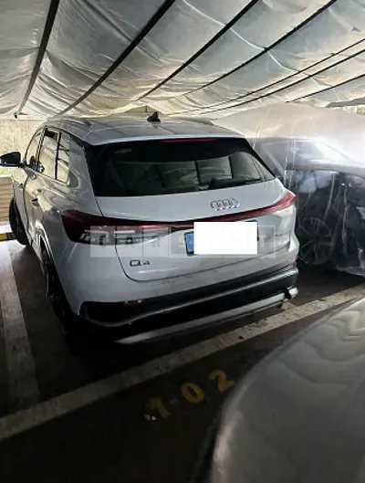 Photo 1 of 12: 2023 Audi Q4 40 e-tron — Korean insurance auction