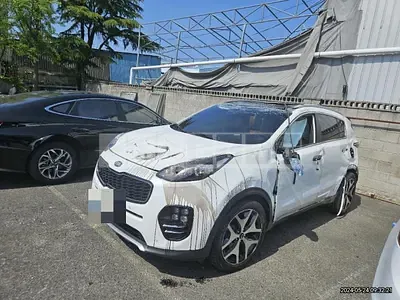 Photo 1 of 10: 2016 Kia Sportage 2.0 — Korean insurance auction