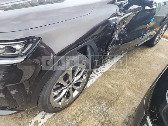 Photo 2 of 17: 2021 Kia Sorento, VIN KNARL81BGMA025224 — Korean insurance auction