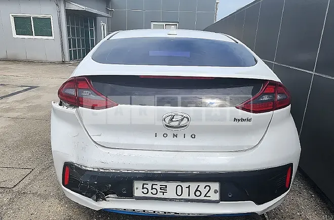 Photo 2 of 14: 2017 Hyundai Modern Ionic, VIN KMHC051CGHU006301 — Korean insurance auction