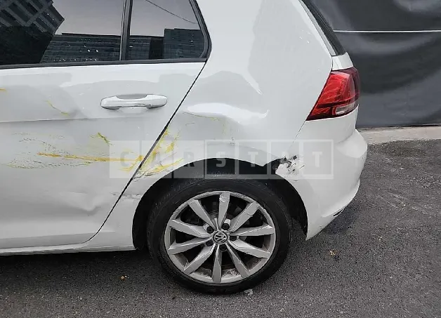 Photo 2 of 12: 2016 Volkswagen Golf 2.0 TDI BMT, VIN WVWZZZAUZGW245115 — Korean insurance auction