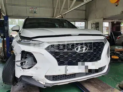 Photo 1 of 21: 2018 Hyundai Santa Fe 2.0 — Korean insurance auction