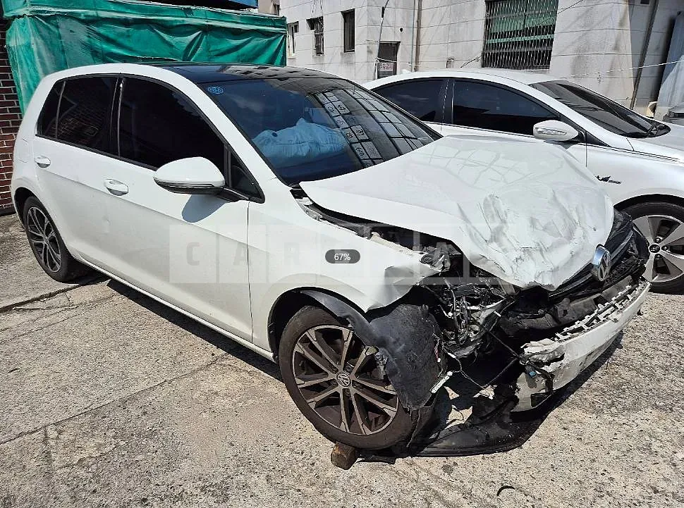 Photo 2 of 9: 2015 Volkswagen Golf 2.0 TDI BMT — Korean insurance auction