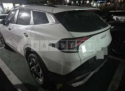 Photo 1 of 18: 2024 Kia Sportage LPG — Korean insurance auction