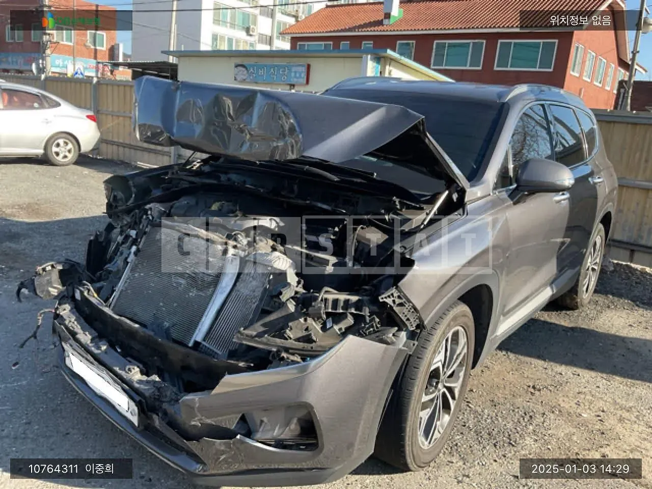Photo 2 of 15: 2018 Hyundai Santa Fe, VIN KMHS381BBKU117280 — Korean insurance auction