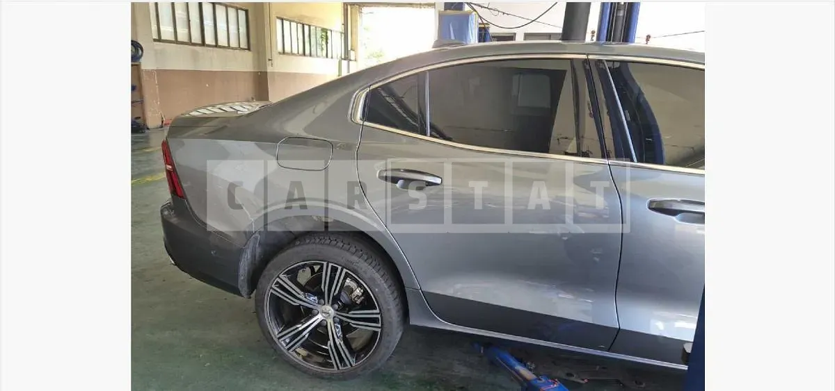 Photo 2 of 21: 2019 Volvo S60T5 — Korean insurance auction