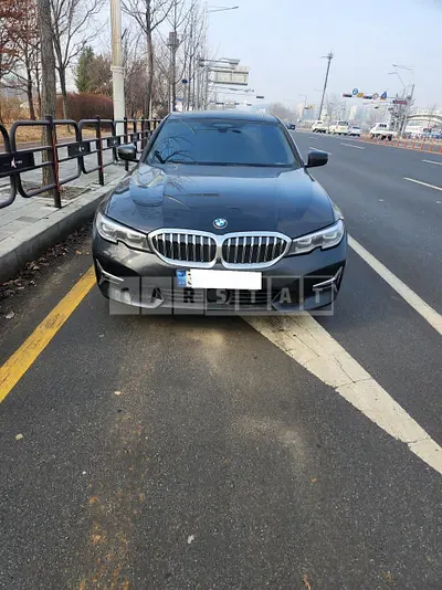 Photo 1 of 48: 2021 BMW 320i, VIN WBA5X5103MFL50431 — Korean insurance auction