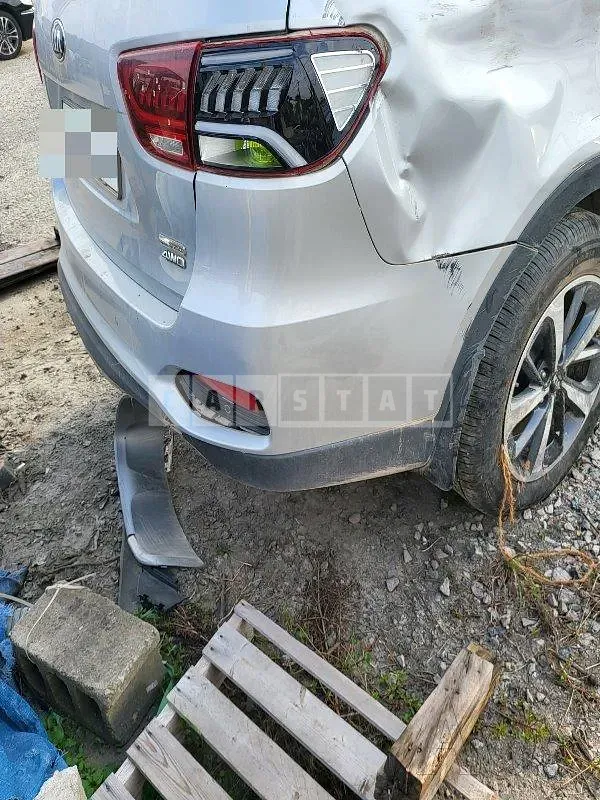 Photo 2 of 15: 2018 Kia Sorento 4WD, VIN KNAPG81ADKA519065 — Korean insurance auction