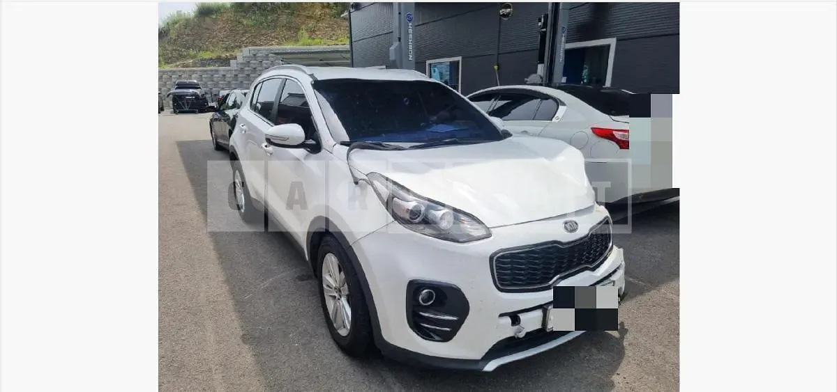 Photo 2 of 9: 2016 Kia Sportage — Korean insurance auction