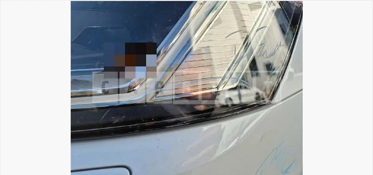 Photo 2 of 3: 2020 Audi (parts) A6 40 TDI Headlamp — Korean insurance auction