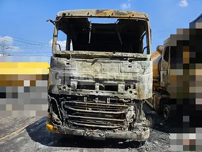 Photo 1 of 19: 2018 Volvo Fh 26 Ton Truck — Korean insurance auction