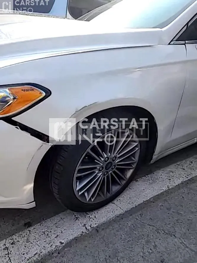 Photo 2 of 30: 2014 Ford Fusion — Korean insurance auction