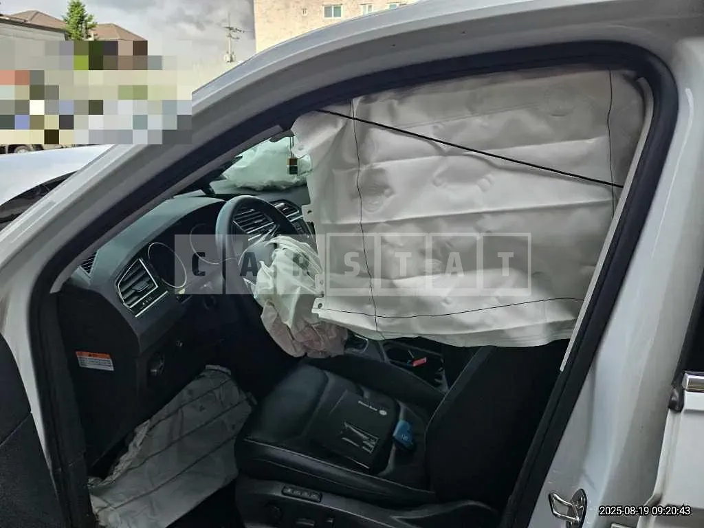 Photo 2 of 10: 2020 Volkswagen Tiguan 2.0 TDI — Korean insurance auction