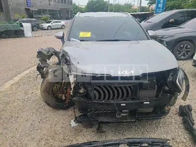 Photo 1 of 40: 2022 Kia Sportage — Korean insurance auction