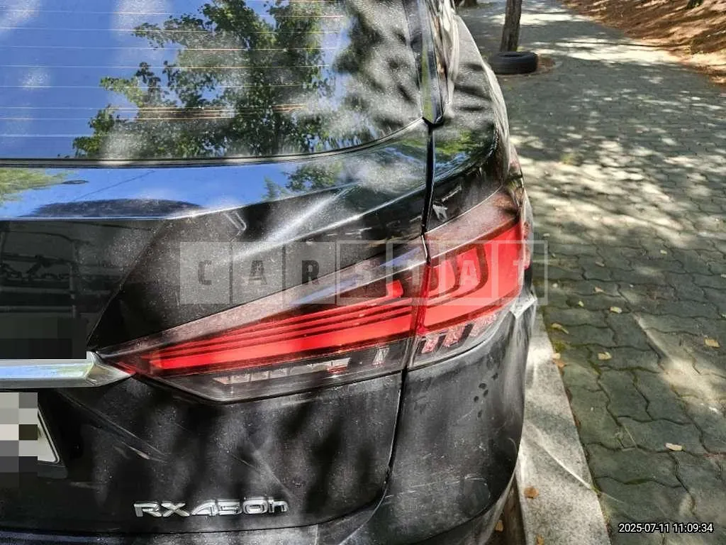 Photo 2 of 9: 2020 Lexus RX450h — Korean insurance auction
