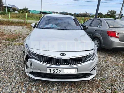 Photo 1 of 26: 2019 Kia K5, VIN KNAGS411BLA390051 — Korean insurance auction