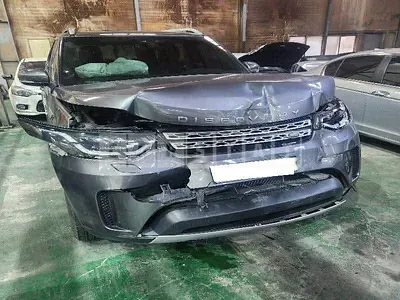 Photo 1 of 19: 2018 Land Rover Discovery TD6, VIN SALRA2BK1JA071534 — Korean insurance auction