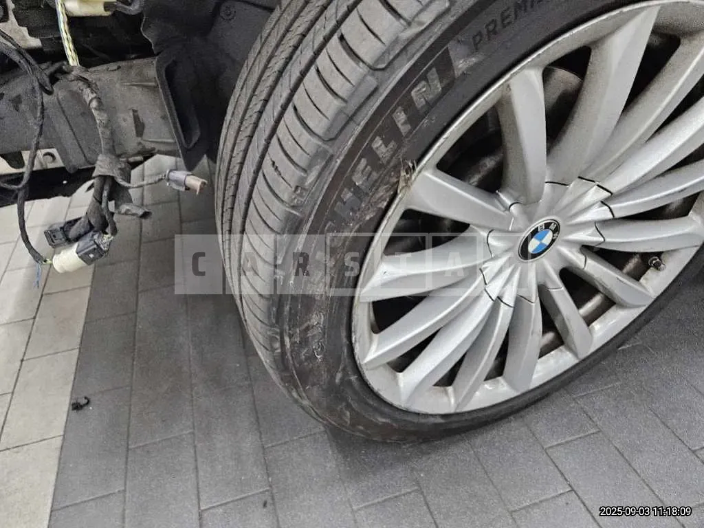 Photo 2 of 9: 2015 BMW 730d xDrive — Korean insurance auction