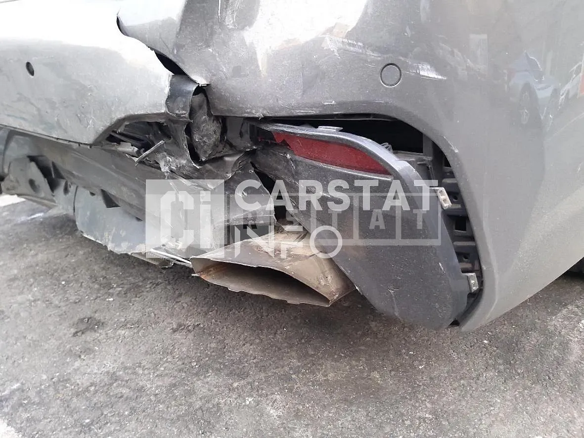 Photo 2 of 27: 2021 BMW 523d xDrive, VIN WBA31ES04MWX07770 — Korean insurance auction