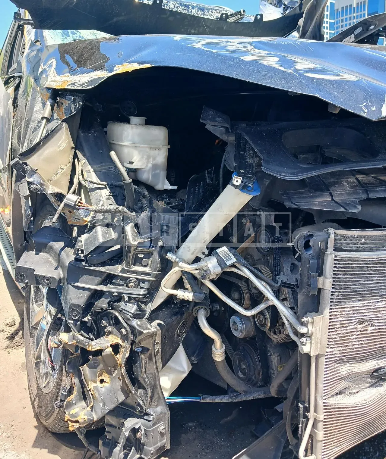 Photo 2 of 42: 2018 Kia Sorento, VIN KNAPH81BBJA466636 — Korean insurance auction