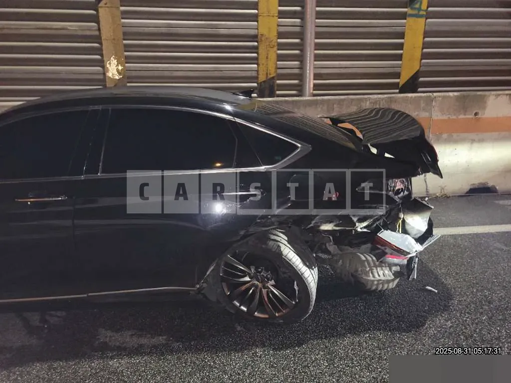 Photo 2 of 37: 2018 Genesis G80 — Korean insurance auction