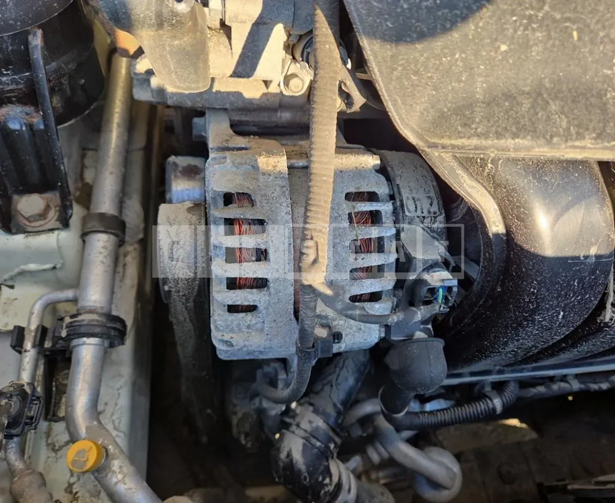 Photo 2 of 12: 2017 Kia K5 — Korean insurance auction