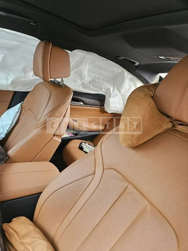 Photo 2 of 35: 2020 BMW 530e iPerformance M Sport, VIN WBAJS9103LCE28696 — Korean insurance auction