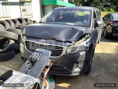 Photo 1 of 21: 2016 Kia Carnival, VIN KNHMF37ABGS214509 — Korean insurance auction