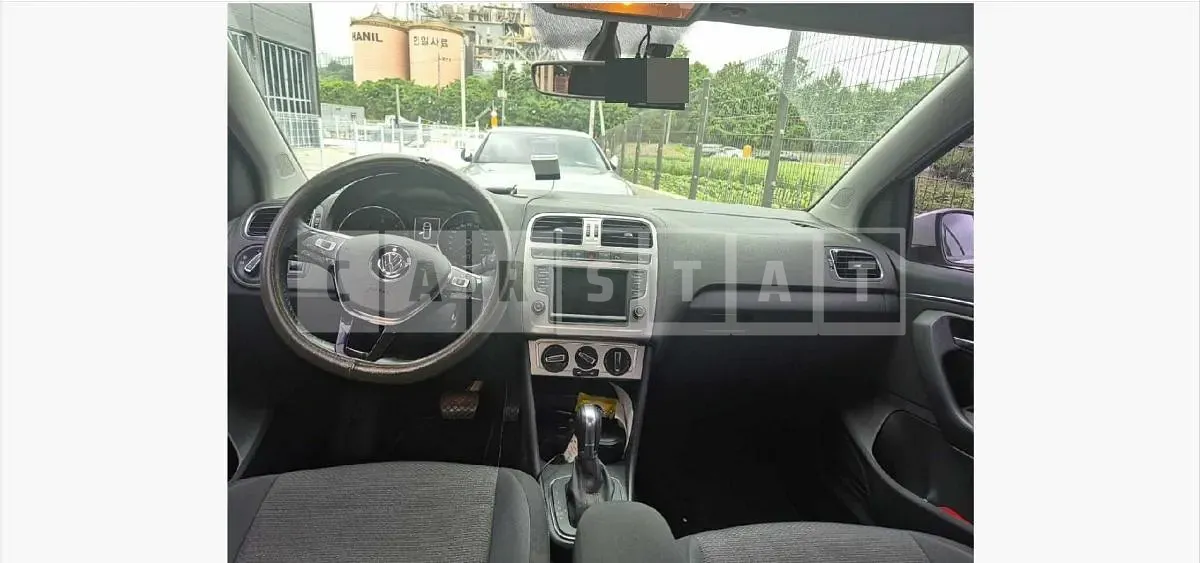 Photo 2 of 9: 2015 Volkswagen Polo 5 FL 1.4 TDI BMT — Korean insurance auction