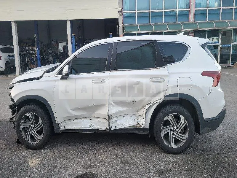 Photo 2 of 15: 2023 Hyundai Santa Fe, VIN KMHS281HGPU458382 — Korean insurance auction