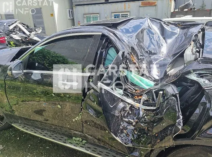 Photo 2 of 43: 2020 Mercedes-Benz GLC300 e 4Matic Coupe — Korean insurance auction