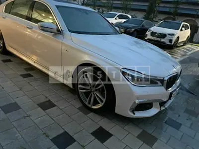 Photo 1 of 33: 2018 BMW 740Ld xDrive, VIN WBA7G6107JB243674 — Korean insurance auction